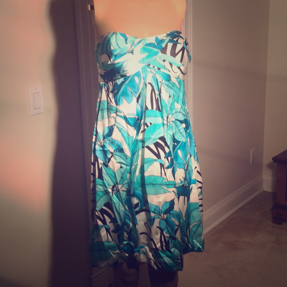 CACHE Evening bubble dress! Satin perfect n bright